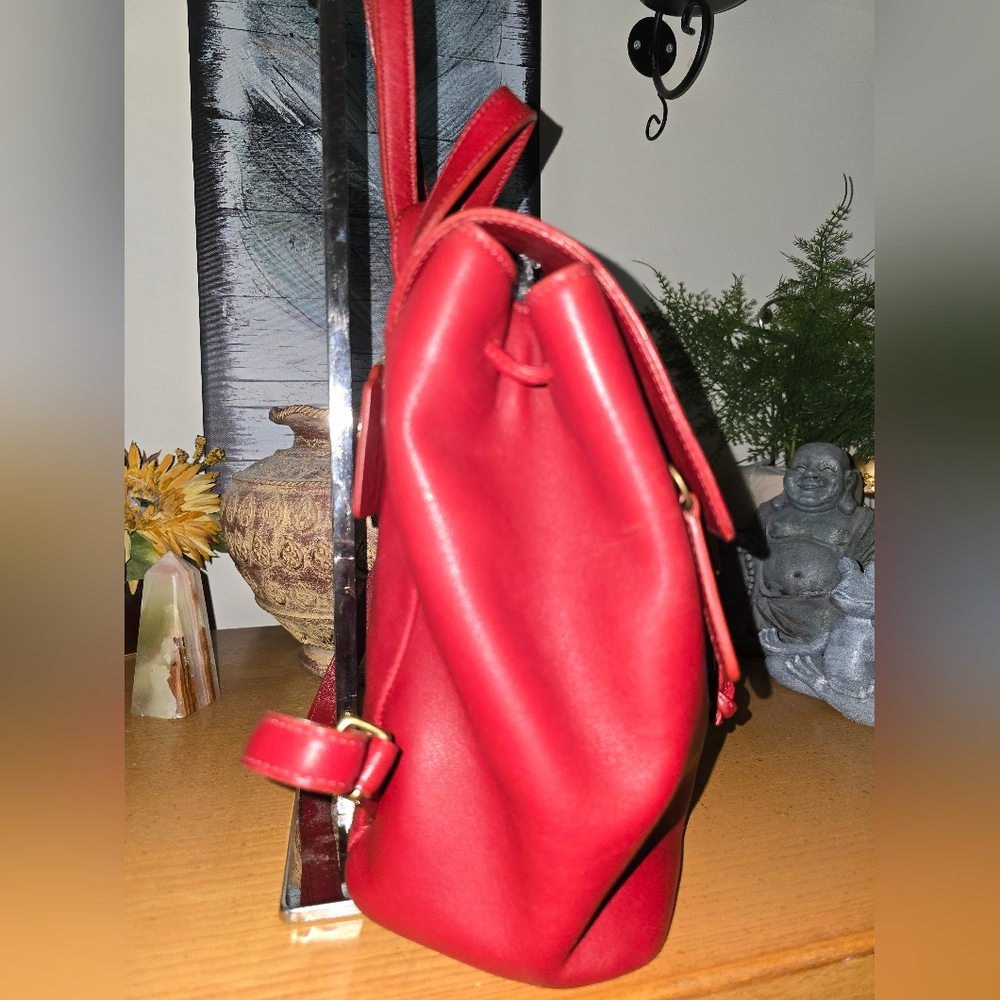 Coach VINTAGE LEGACY Red Glove Tanned leather backpack. EUC - Picture 4 of 16